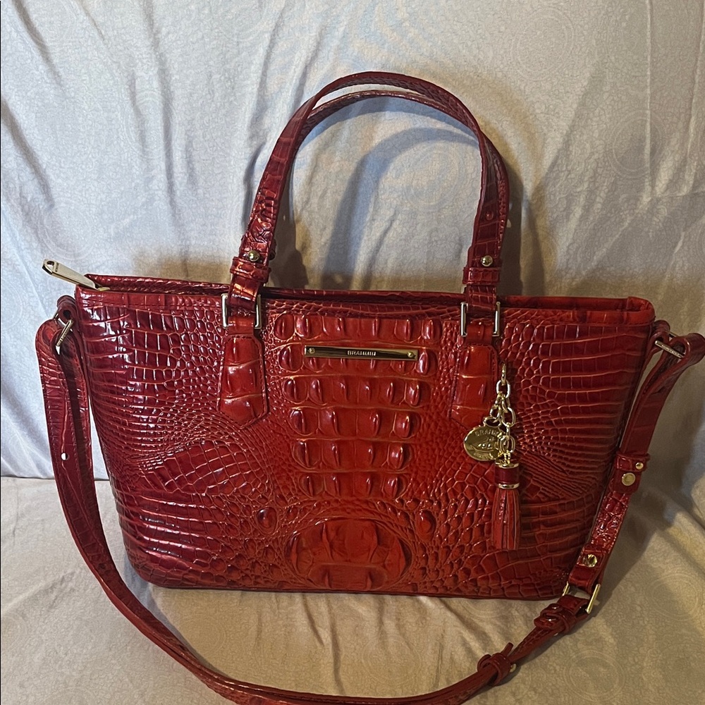 Brahmin Elegant Red Crocodile-Embossed Women's Bag